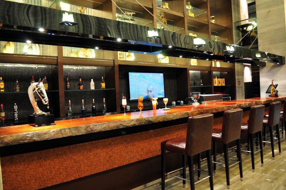 Joya International Hotel Sanya Exterior photo