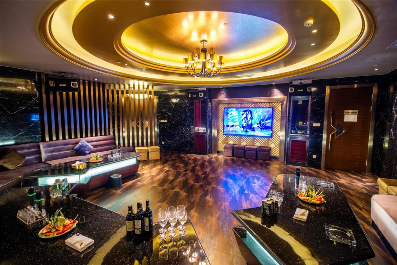 Joya International Hotel Sanya Exterior photo