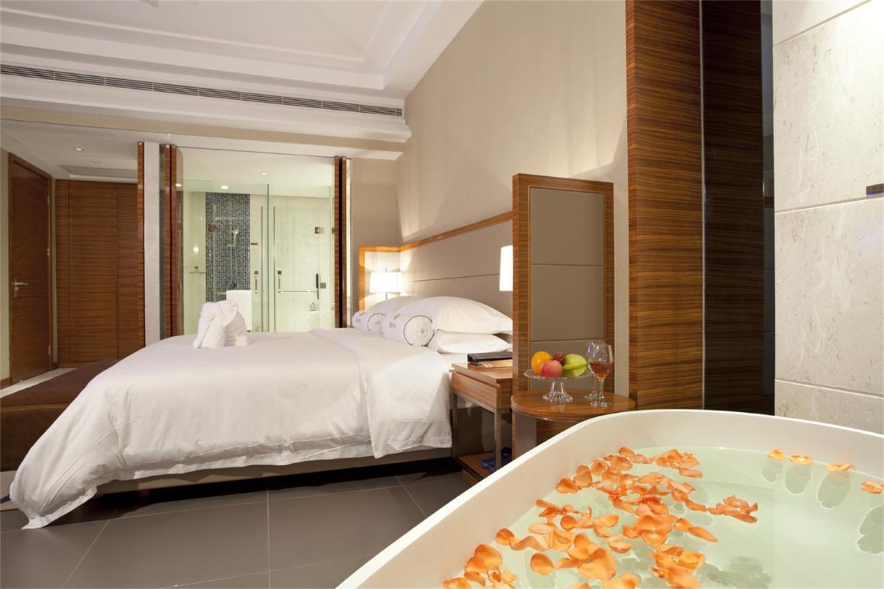 Joya International Hotel Sanya Exterior photo