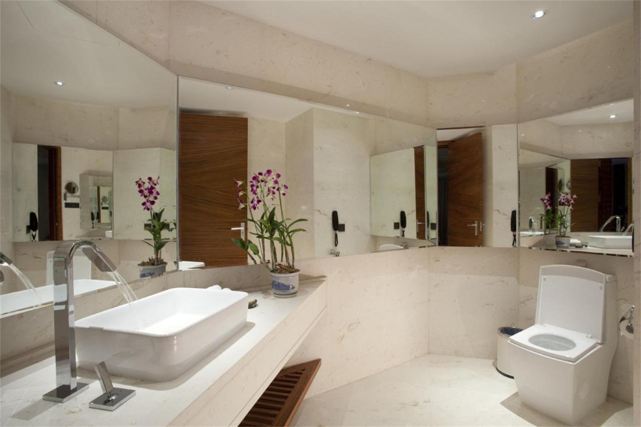 Joya International Hotel Sanya Exterior photo